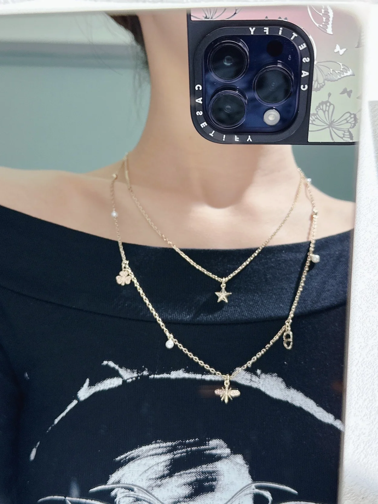 디올 럭키 골드 피니쉬 목걸이