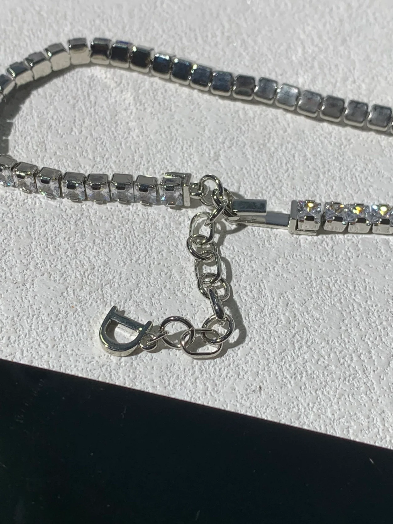 디올 라인스톤 초커 목걸이