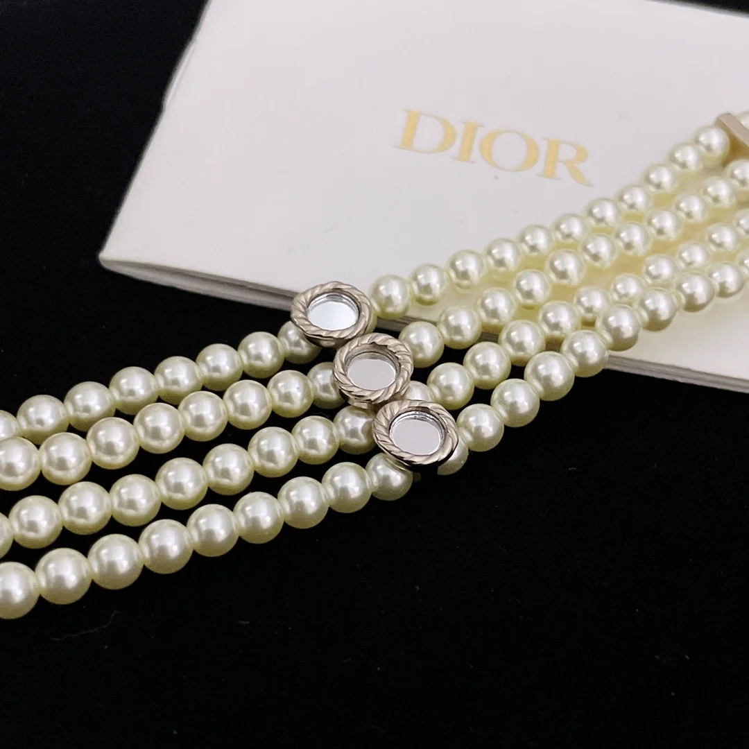 디올 라 파리지앵 초커 골드 피니쉬 목걸이