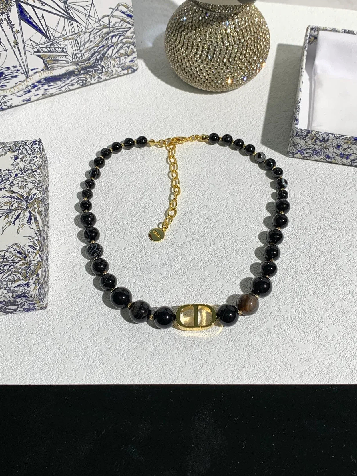 디올 30 몽테뉴 초커 블랙 펄 목걸이