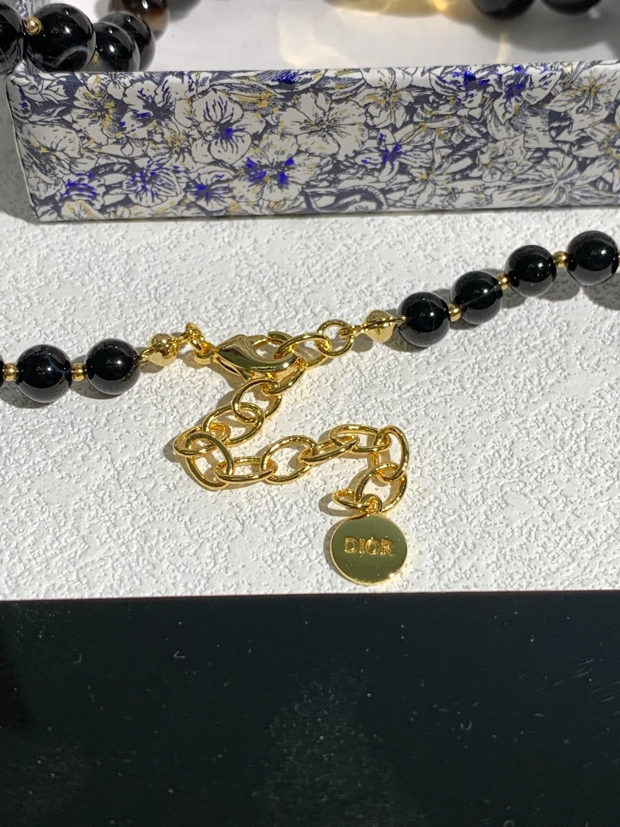 디올 30 몽테뉴 초커 블랙 펄 목걸이