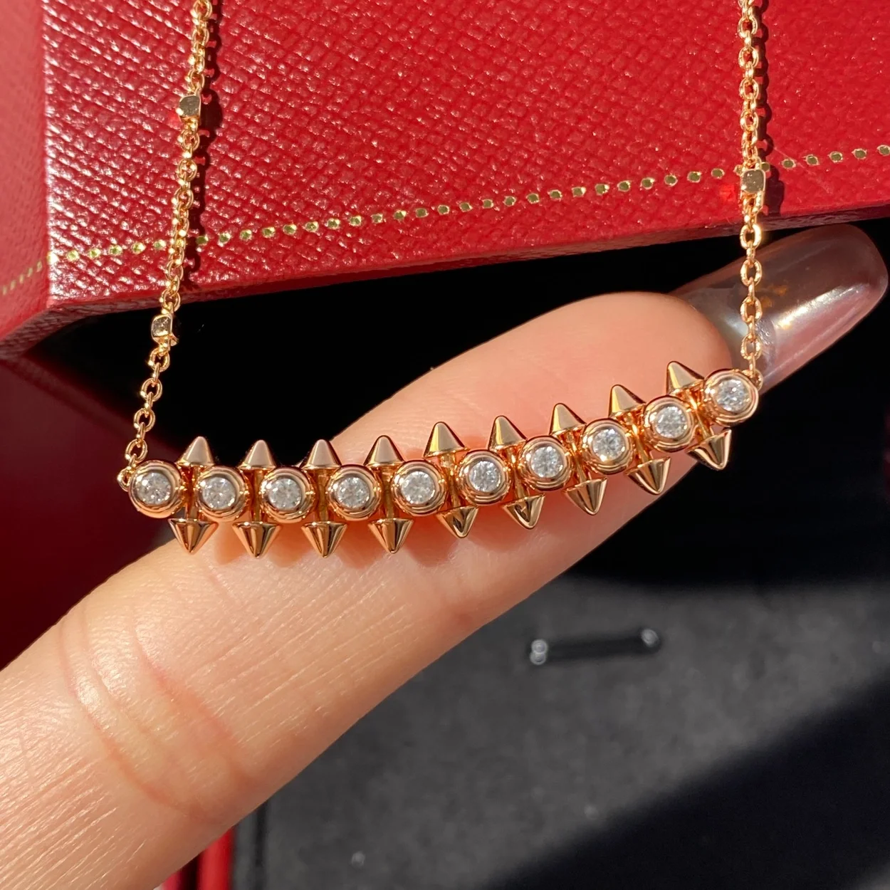 까르띠에 클래쉬 드 핑크 골드 다이아몬드 목걸이 N7424312