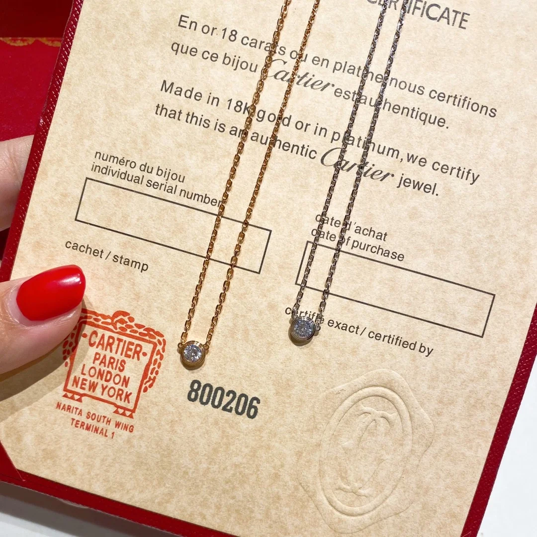 까르띠에 다무르 화이트 골드 다이아몬드 목걸이 B7215900