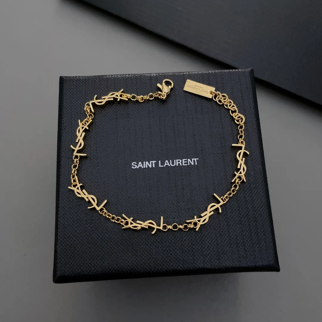 생로랑 메탈 CASSANDRE 멀티 참 팔찌