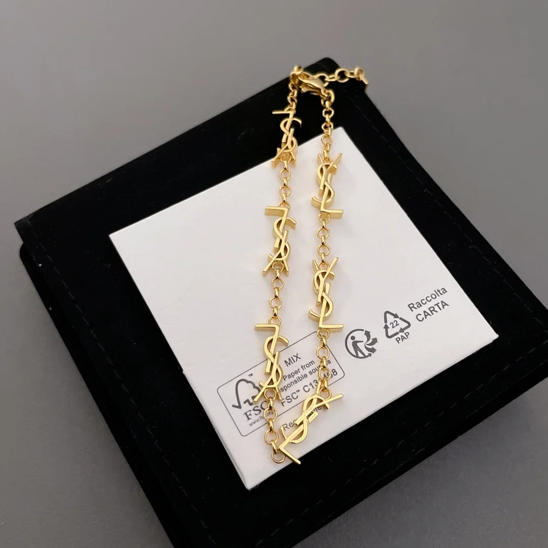 생로랑 메탈 CASSANDRE 멀티 참 팔찌