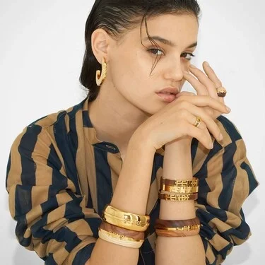 펜디 펜디그라피 뱅글