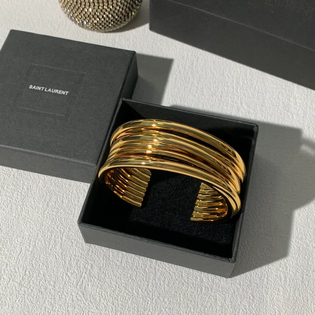 생로랑 메탈 멀티 와이어 커프 팔찌