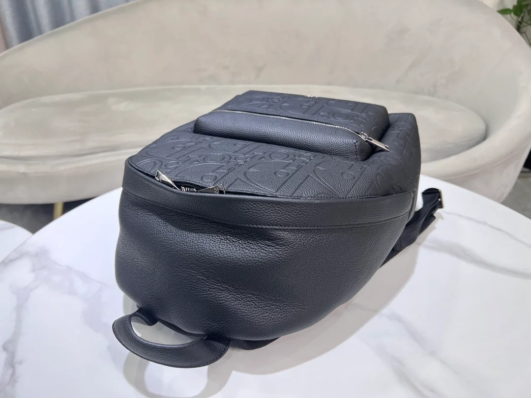 디올 라이더 2.0 지퍼 백팩 블랙