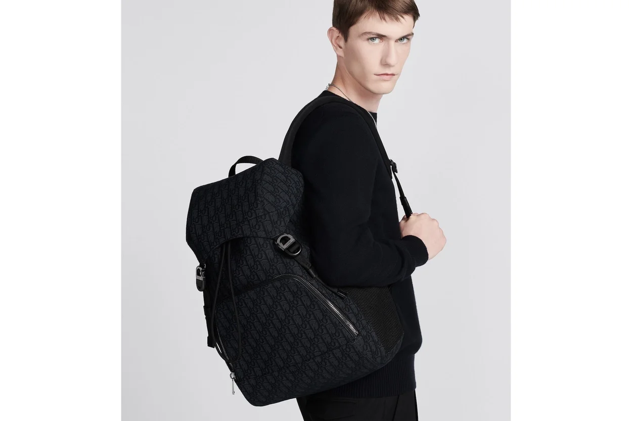 디올 Dior 8 플랩 블랙 오블리크 자카드 백팩