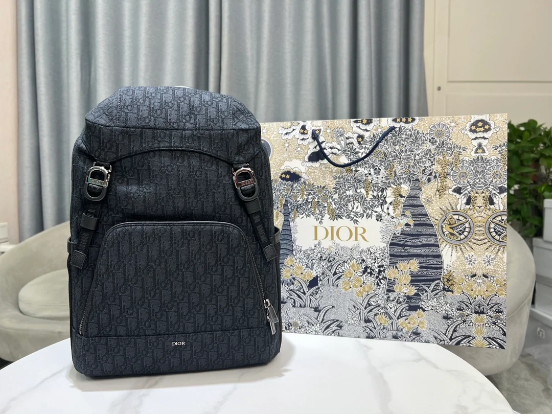 디올 Dior 8 플랩 블랙 오블리크 자카드 백팩