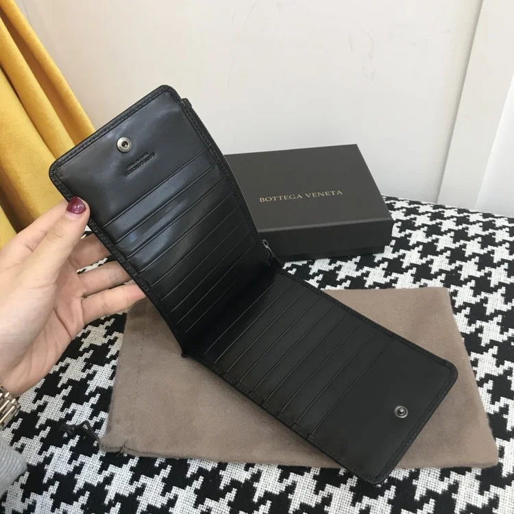 보테가베네타 인트레치아 지퍼 카드 장지갑