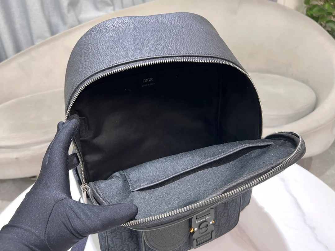 디올 오블리크 자카드 새들 지퍼 백팩