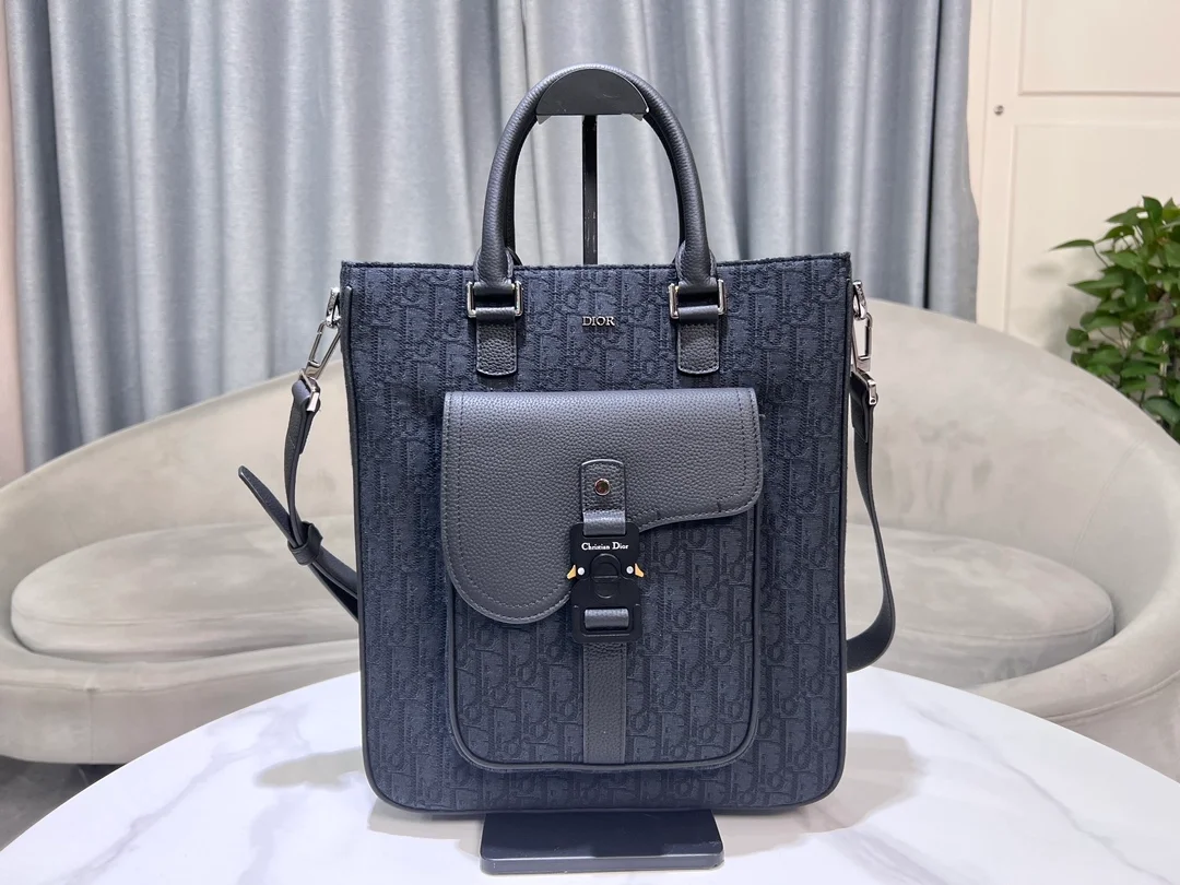 디올 오블리크 자카드 새들 토트백 블랙 그레인