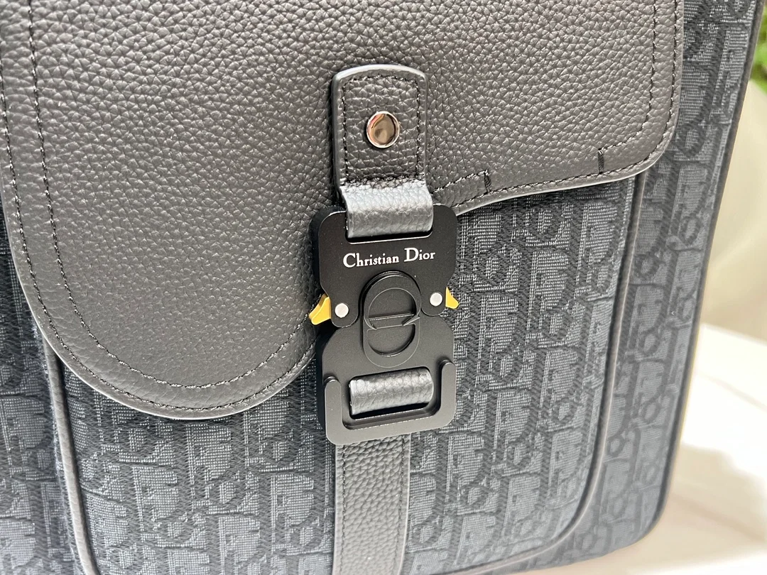 디올 오블리크 자카드 새들 토트백 블랙 그레인