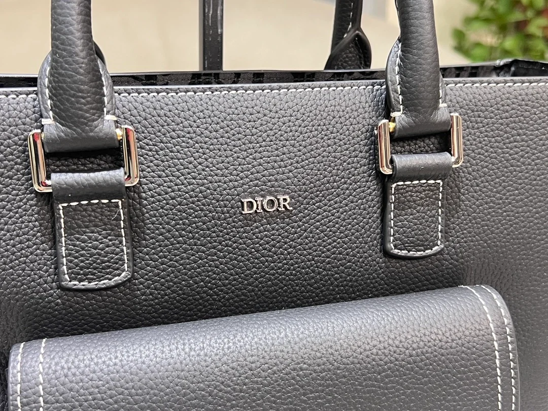 디올 새들 토트백 블랙 그레인