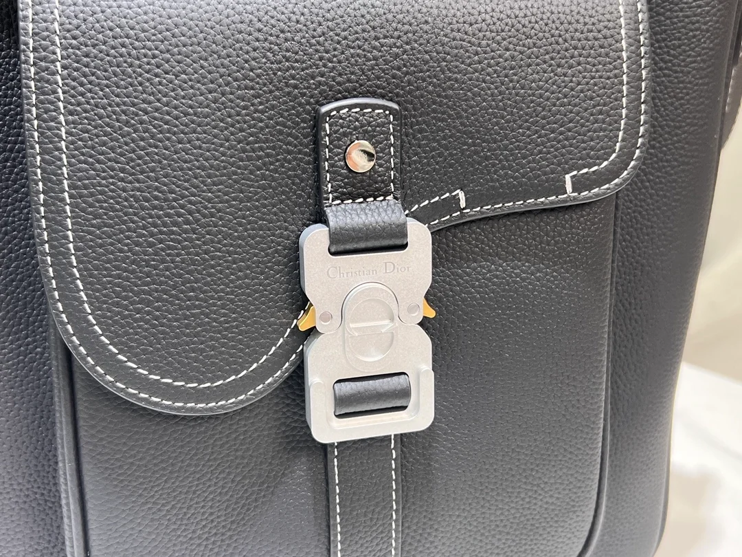 디올 새들 토트백 블랙 그레인