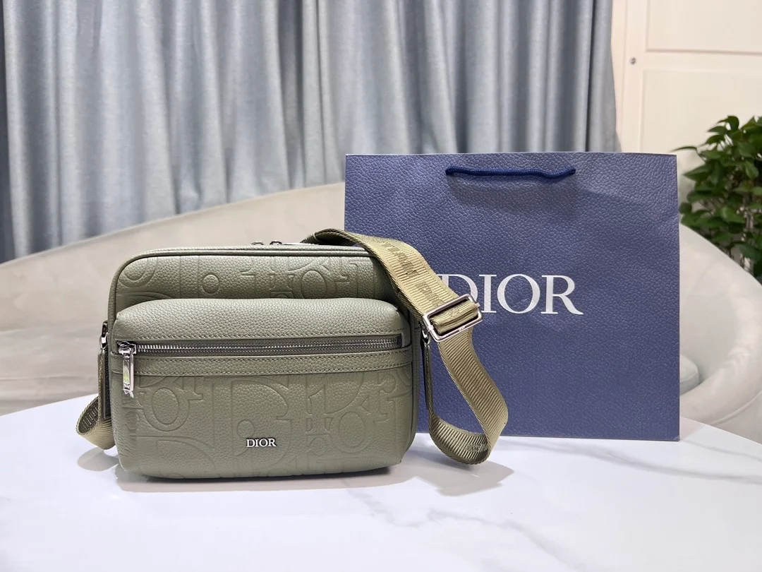 디올 라이더 2.0 집 메신저 백 카키