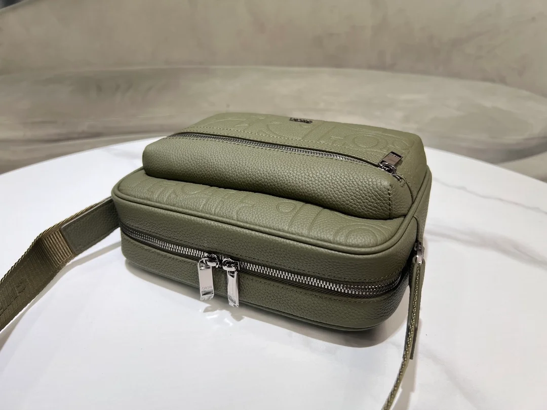 디올 라이더 2.0 집 메신저 백 카키