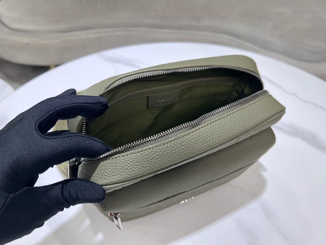 디올 라이더 2.0 집 메신저 백 카키