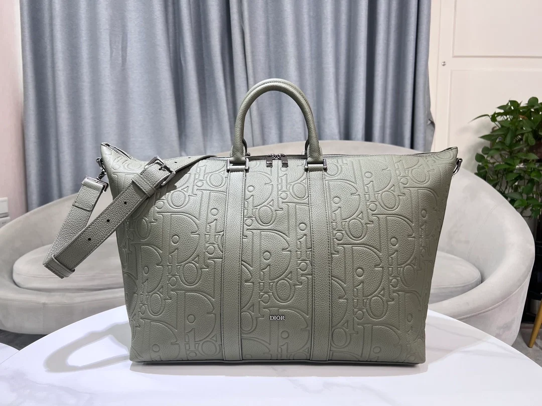 디올 위켄더 40 백 카키 그래피티