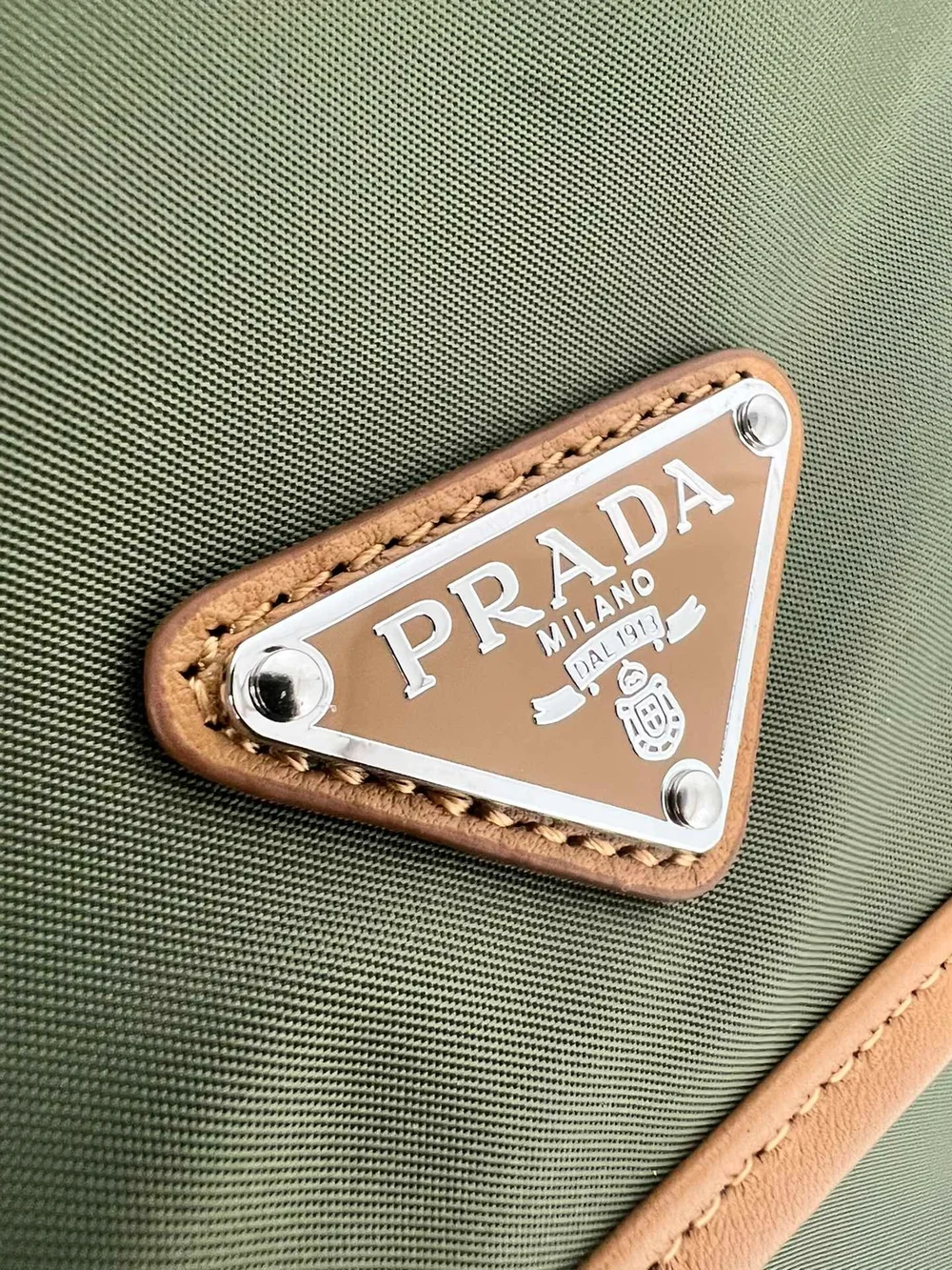 프라다 리나일론 레더 숄더백 그린