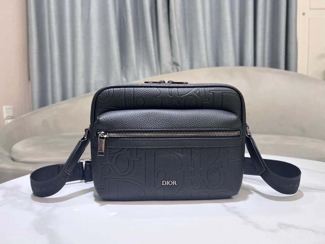 디올 라이더 2.0 지퍼 메신저백 블랙