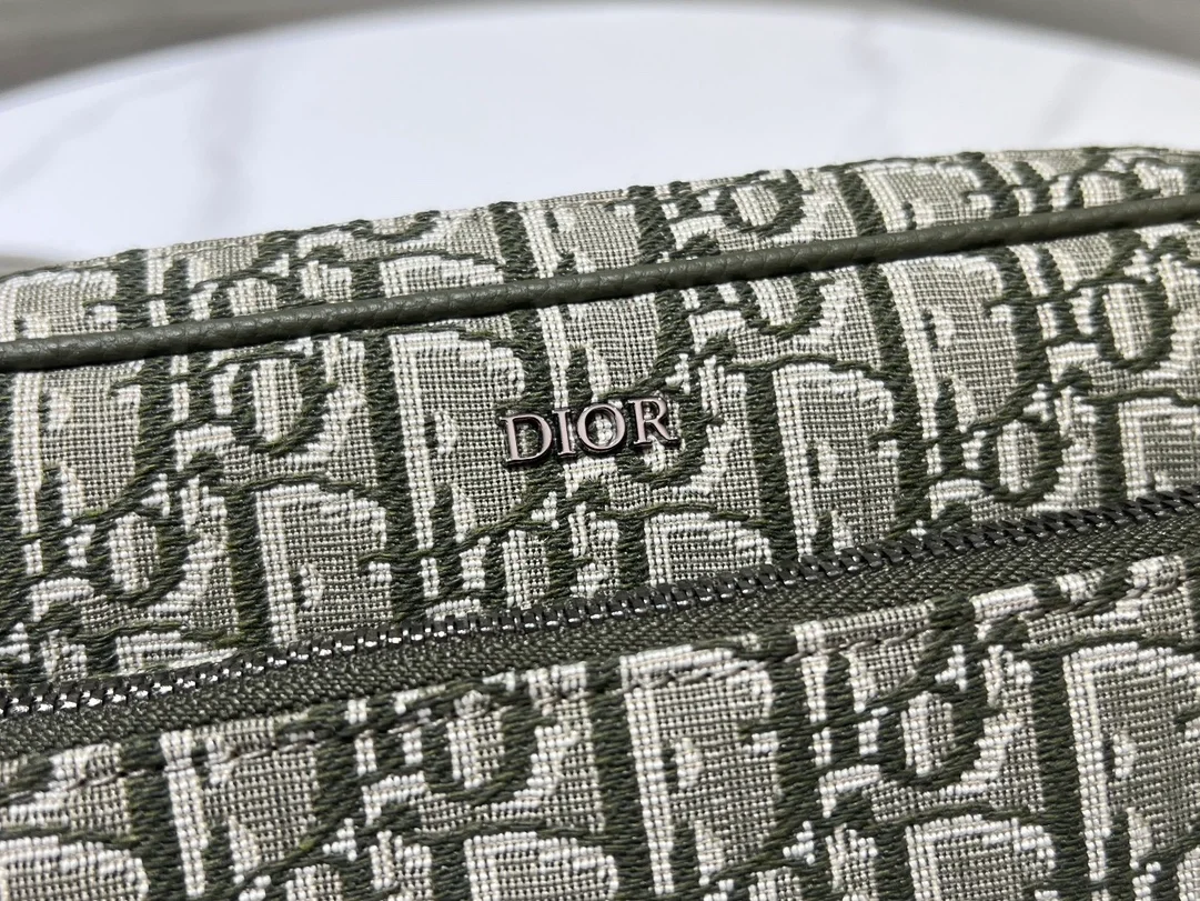 디올 Saddle 카키 오블리크 자카드니 트리플 파우치