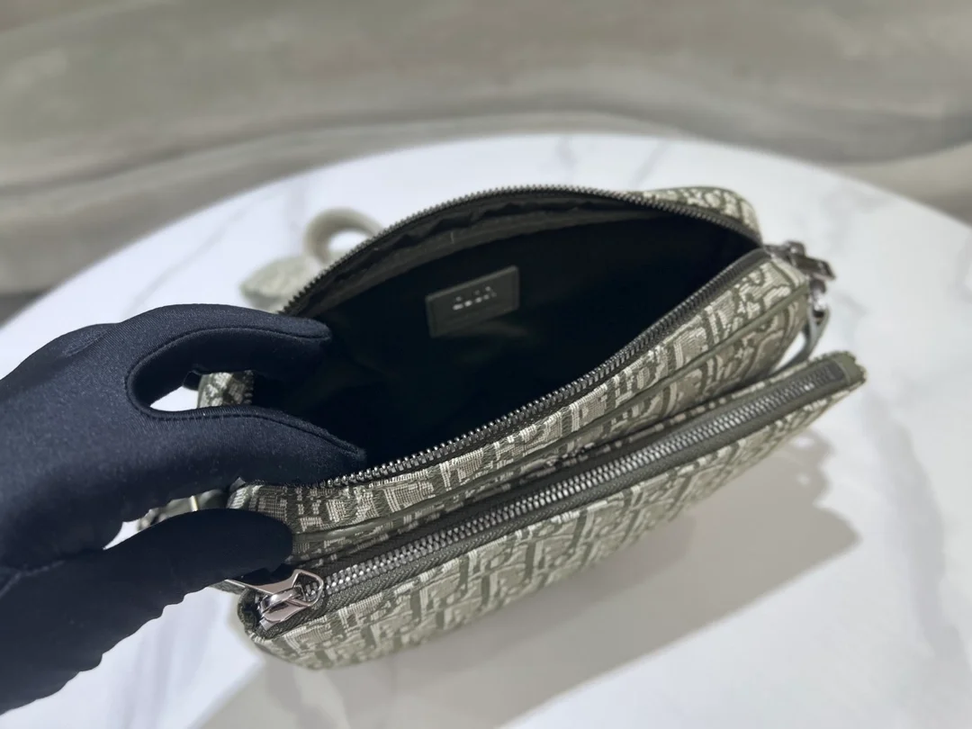 디올 Saddle 카키 오블리크 자카드니 트리플 파우치