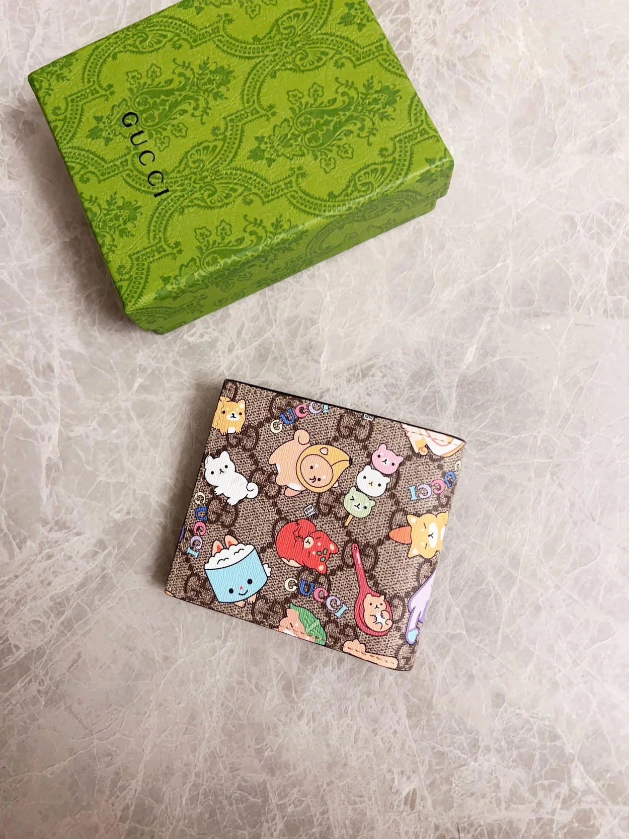 구찌 수프림 애니멀 카드 지갑
