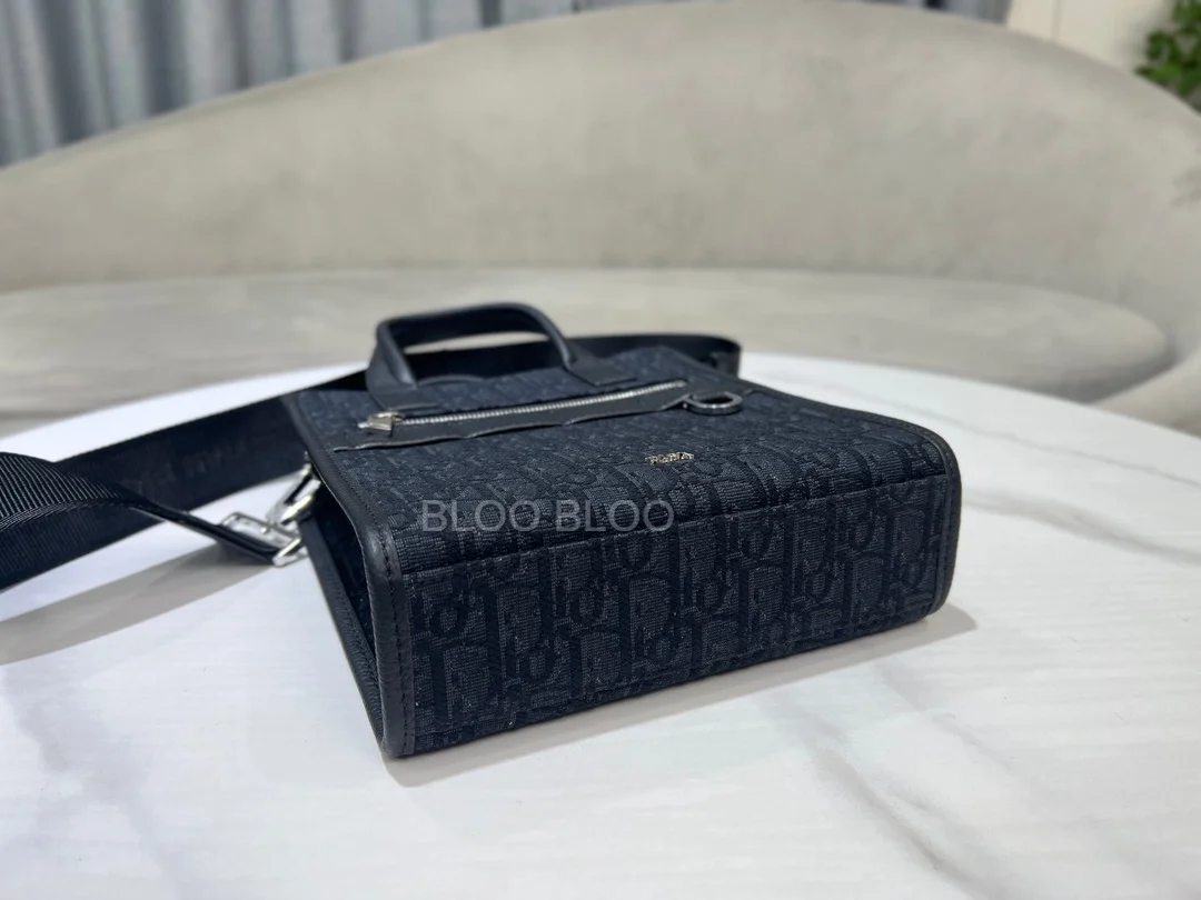 디올 사파리 노스 사우스 토트백 블랙