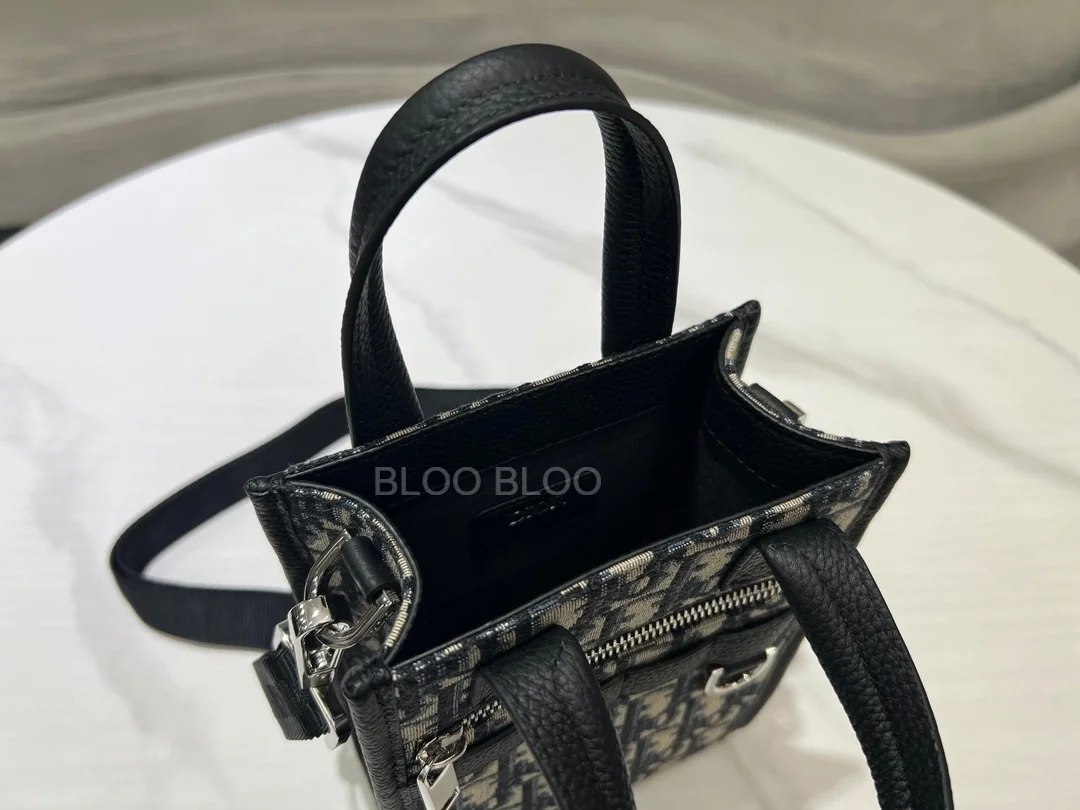 디올 사파리 노스-사우스 미니 토트백 베이지