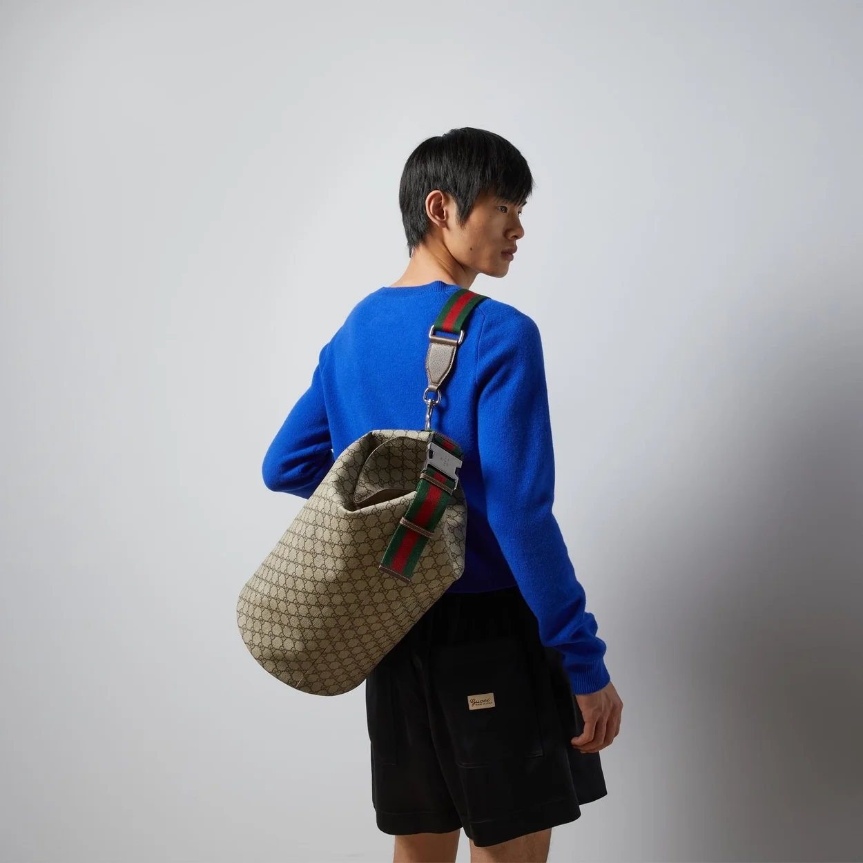 구찌 탑 핸들 GG 더플 백