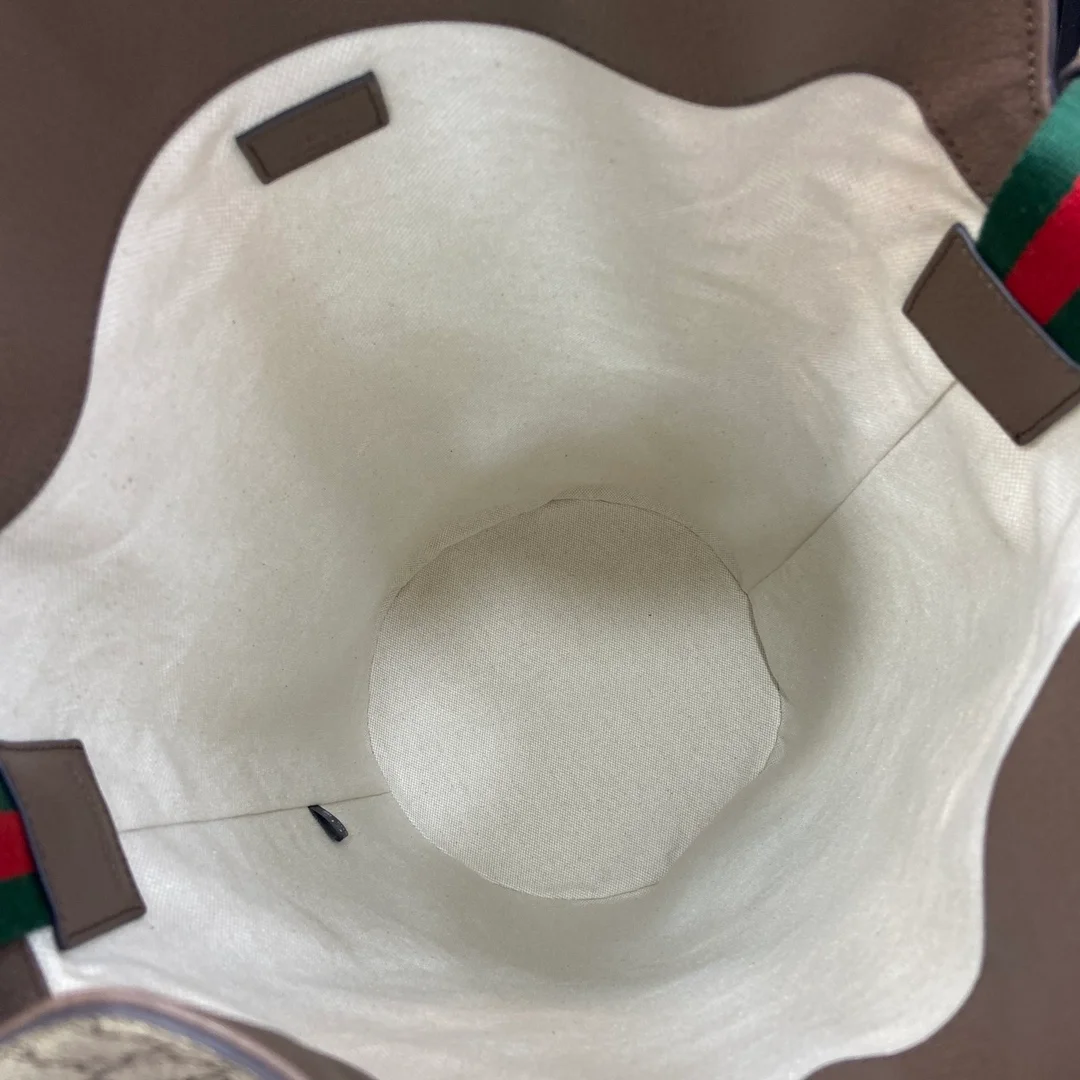 구찌 탑 핸들 GG 더플 백