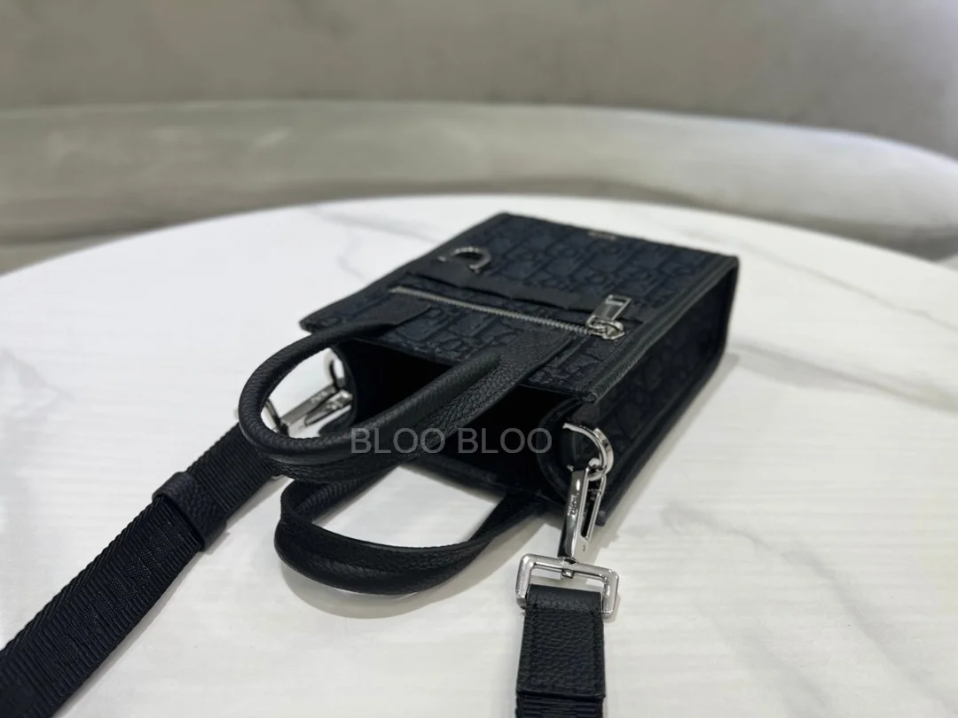 디올 사파리 노스 사우스 미니 토트백 블랙