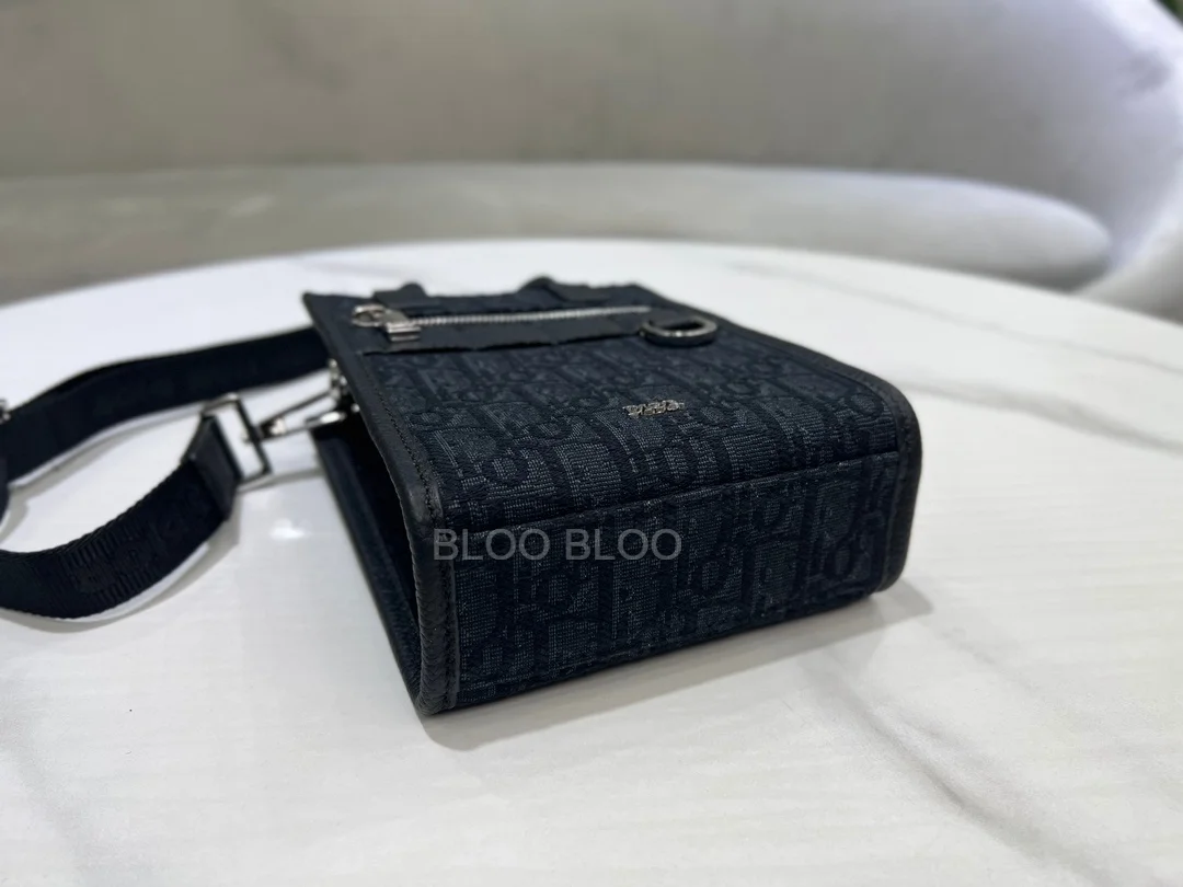 디올 사파리 노스 사우스 미니 토트백 블랙