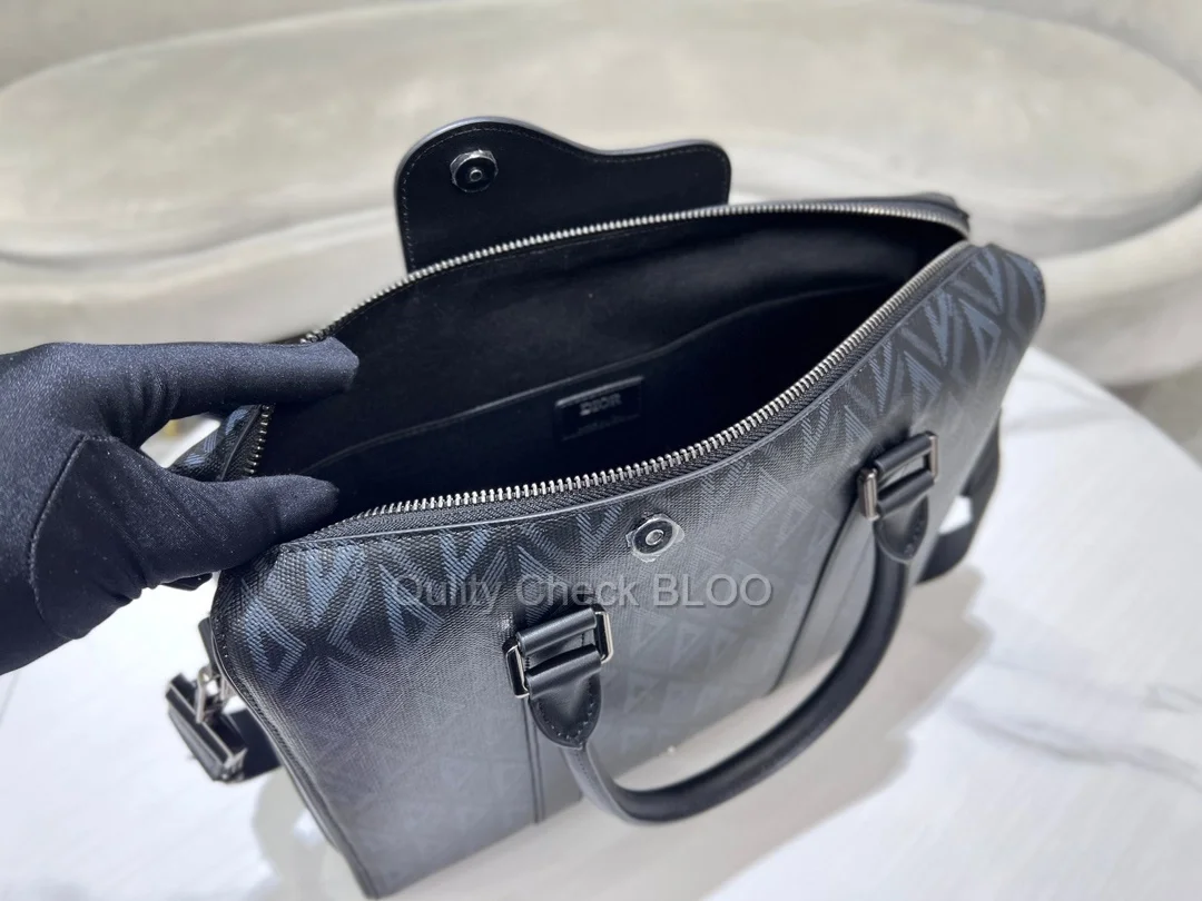 디올 다이아몬드 Lingot 브리프케이스