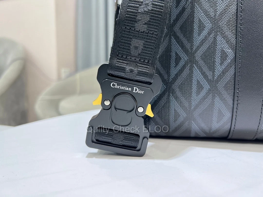 디올 다이아몬드 Lingot 브리프케이스