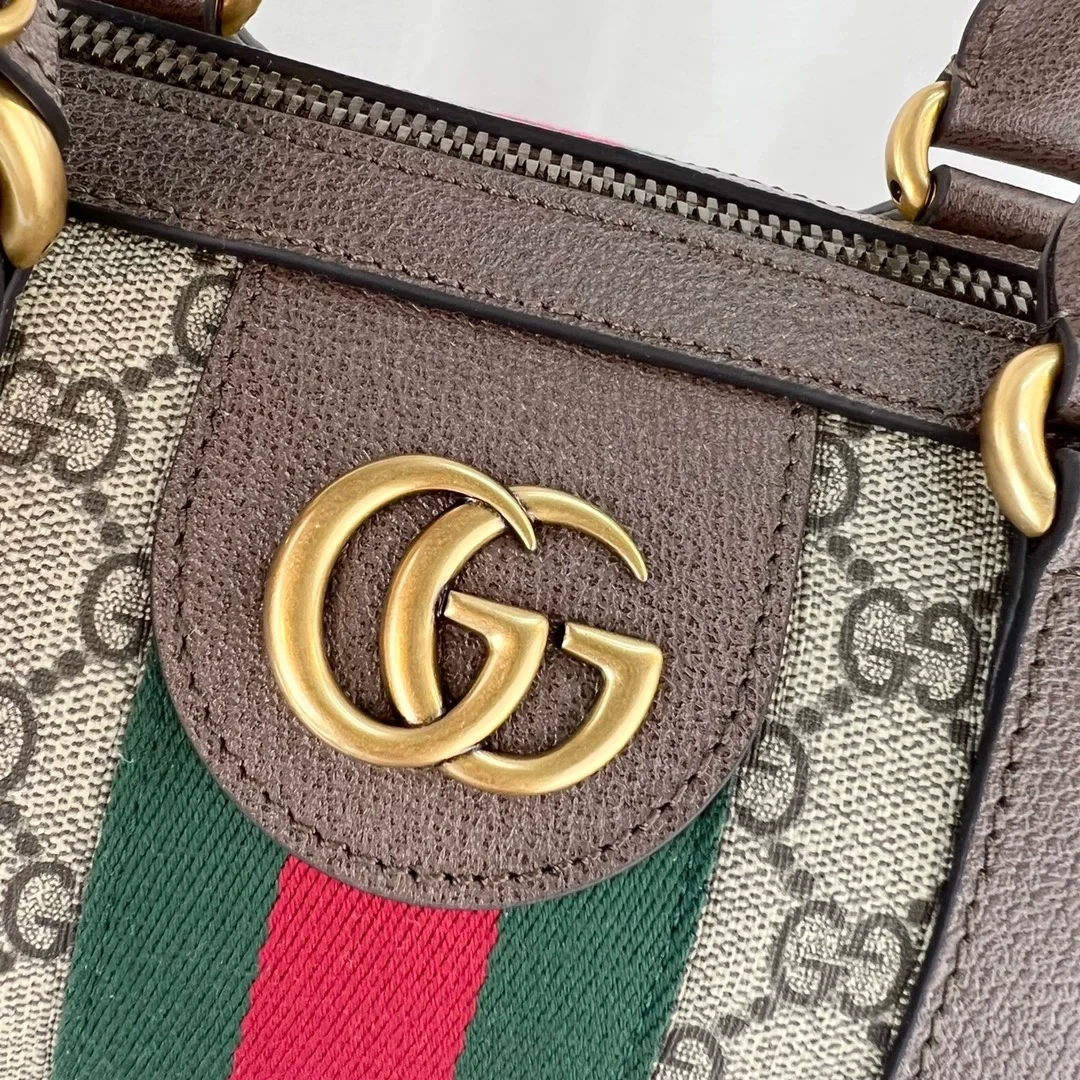 구찌 사보이 미디엄 더플백