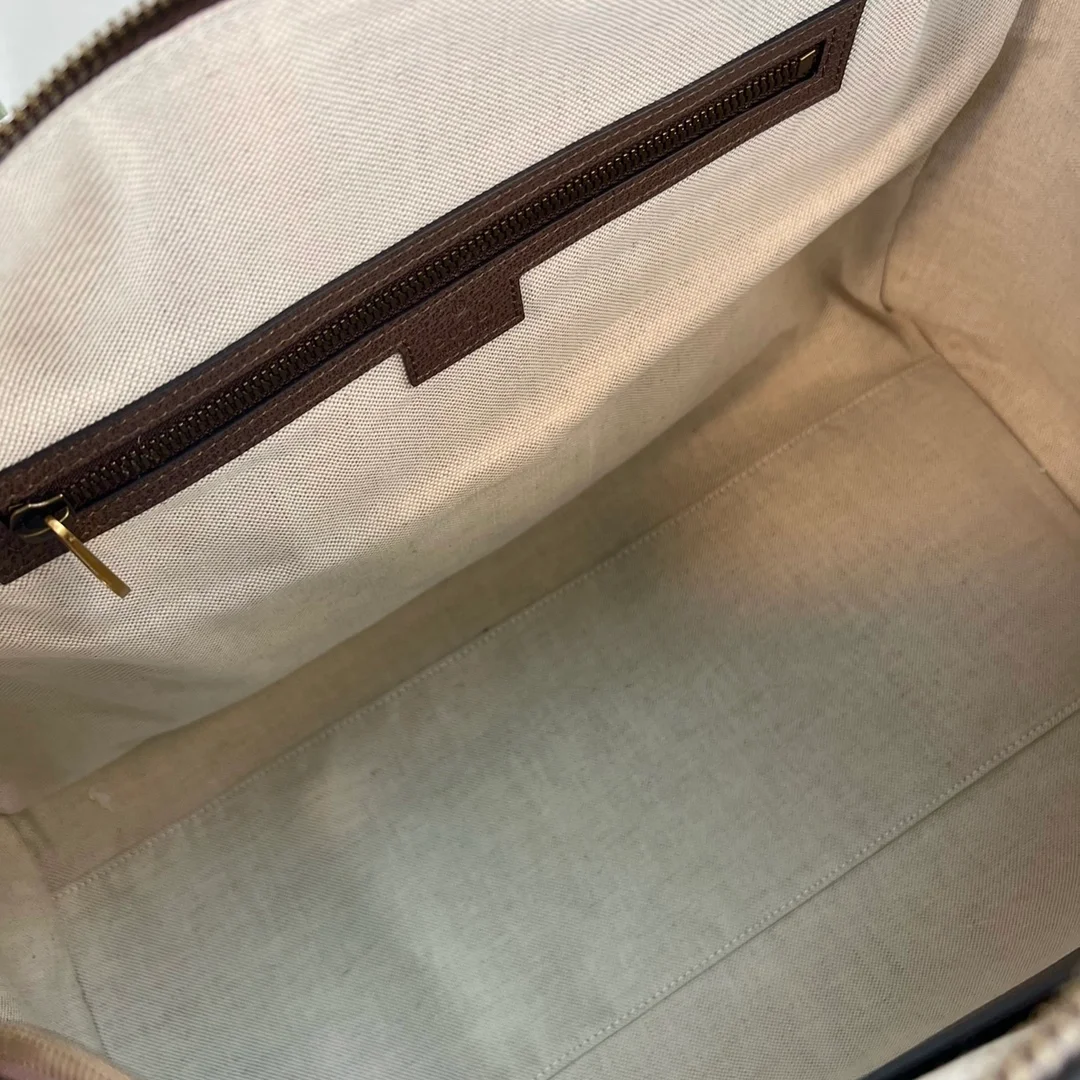 구찌 사보이 미디엄 더플백