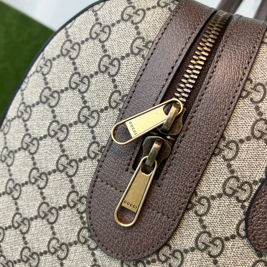 구찌 사보이 미디엄 더플백