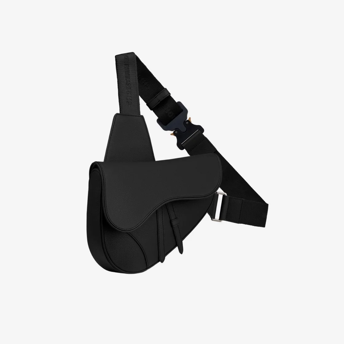 디올 그레인드 카프스킨 블랙 새들 백