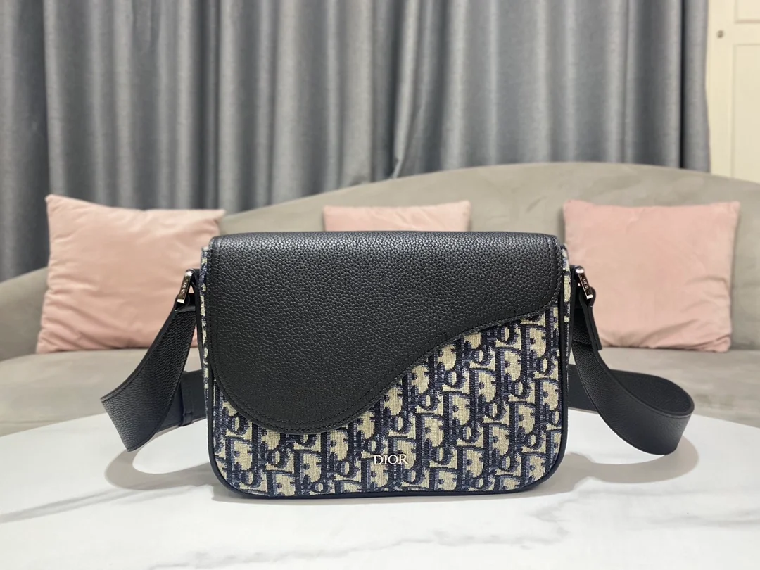 디올 새들 미니 메신저 백 베이지