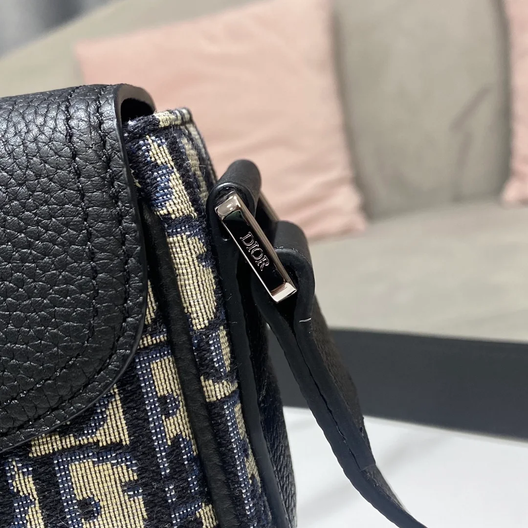 디올 새들 미니 메신저 백 베이지