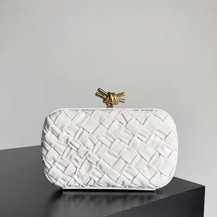 보테가베네타 Foulard 클러치