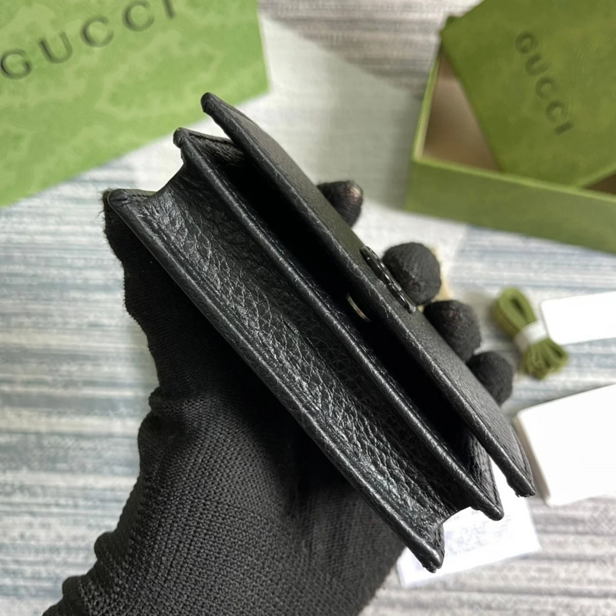 구찌 GG 마몬트 카드 지갑