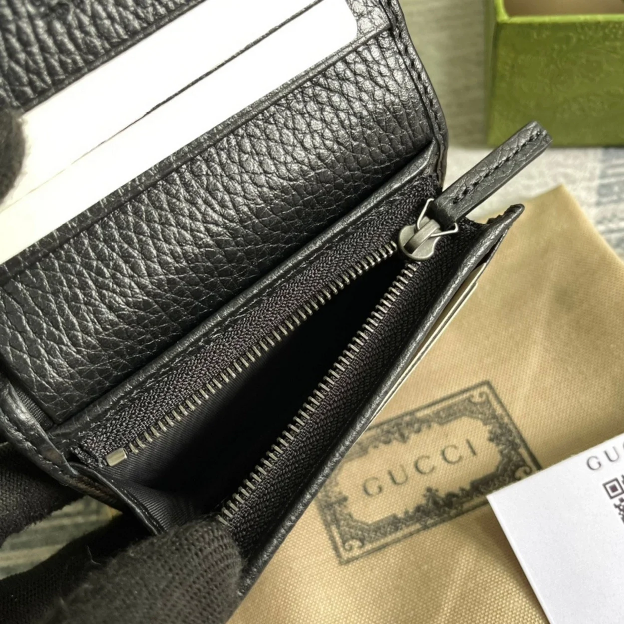 구찌 GG 마몬트 카드 지갑