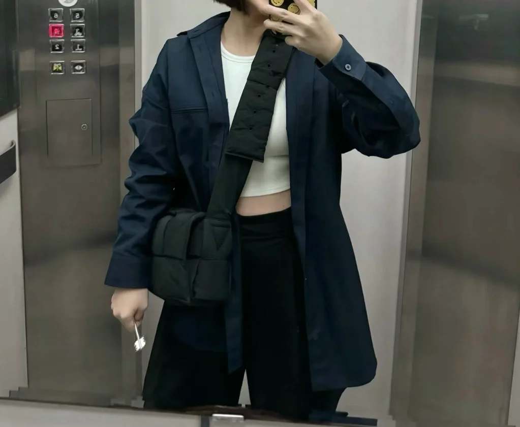 보테가 베네타 필로우 카세트 크로스 23