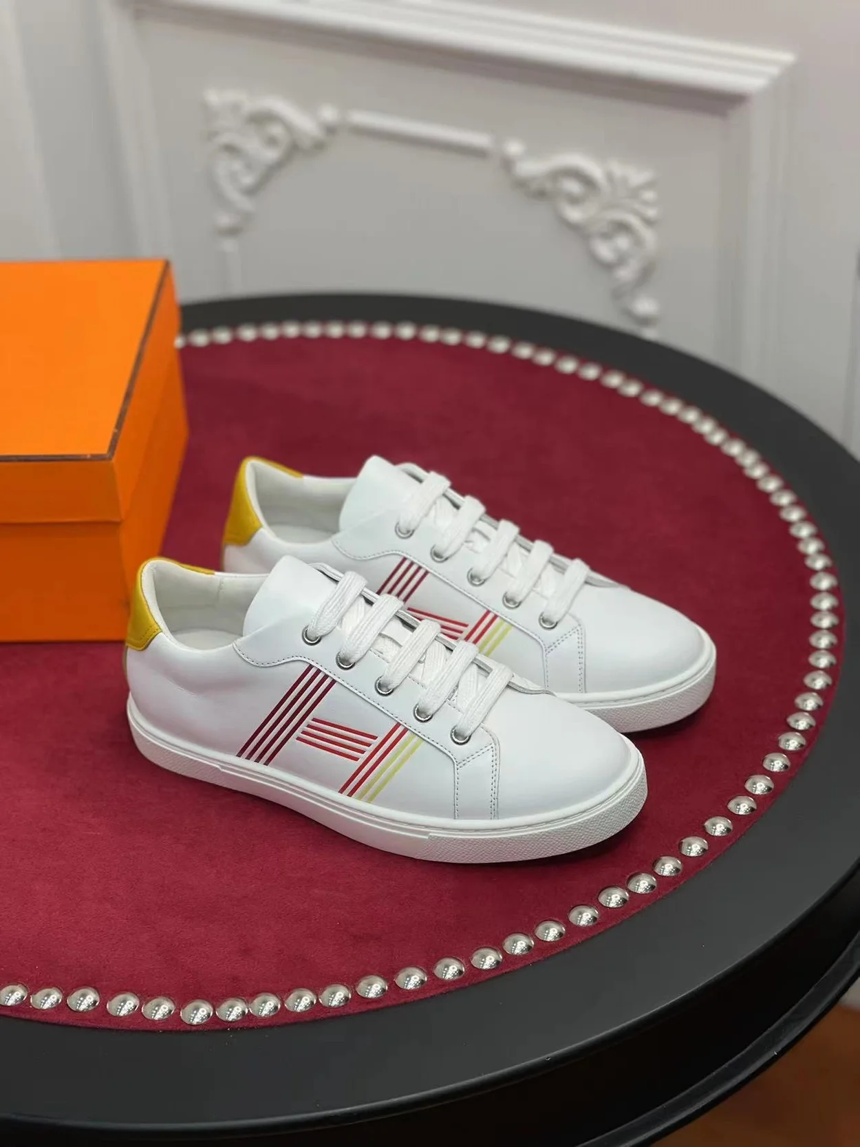 에르메스 아반티지 스니커즈 머스타드