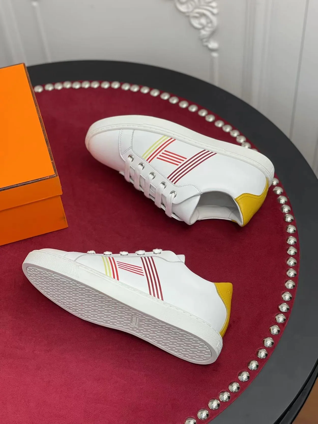 에르메스 아반티지 스니커즈 머스타드