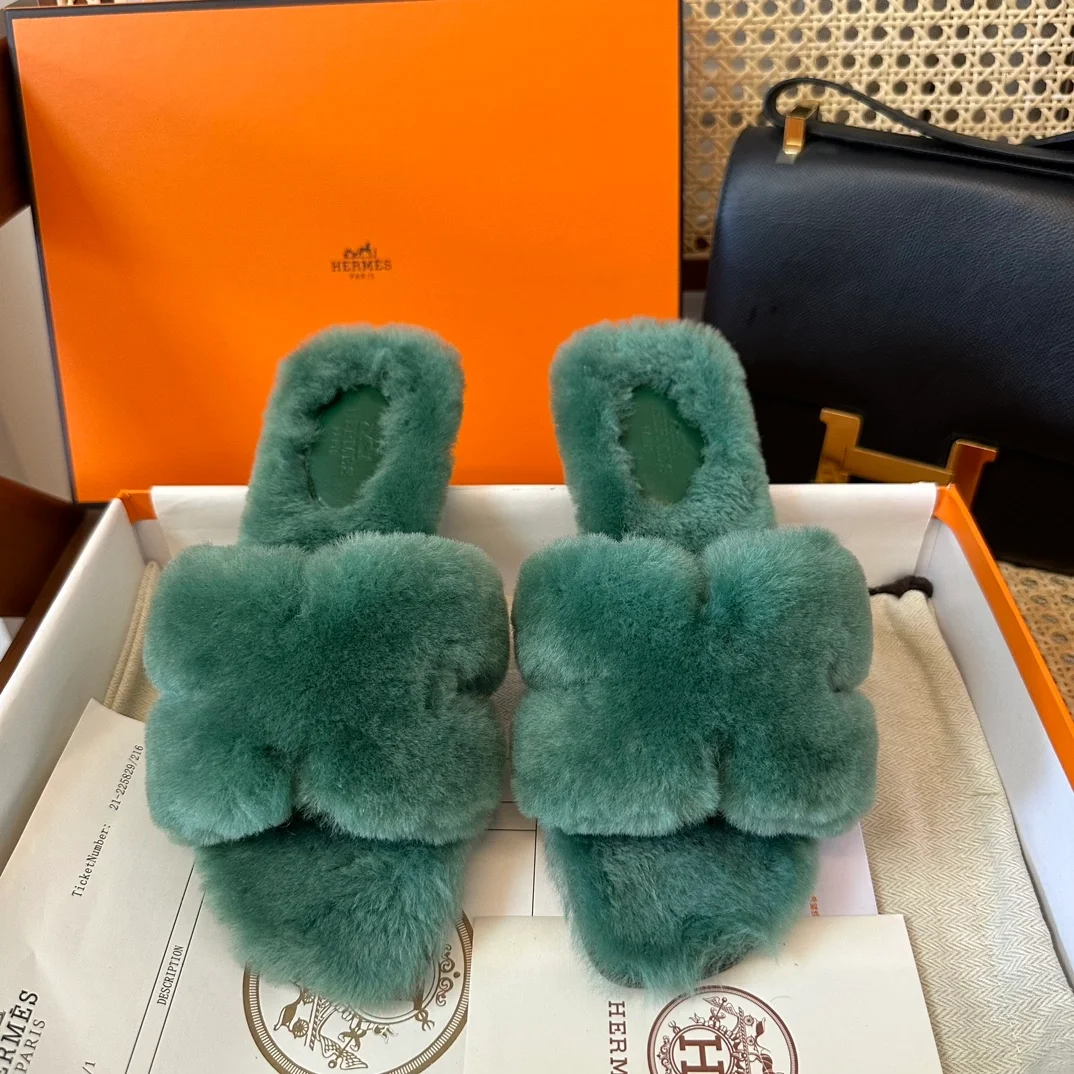 에르메스 시어링 오란 슬리퍼 그린